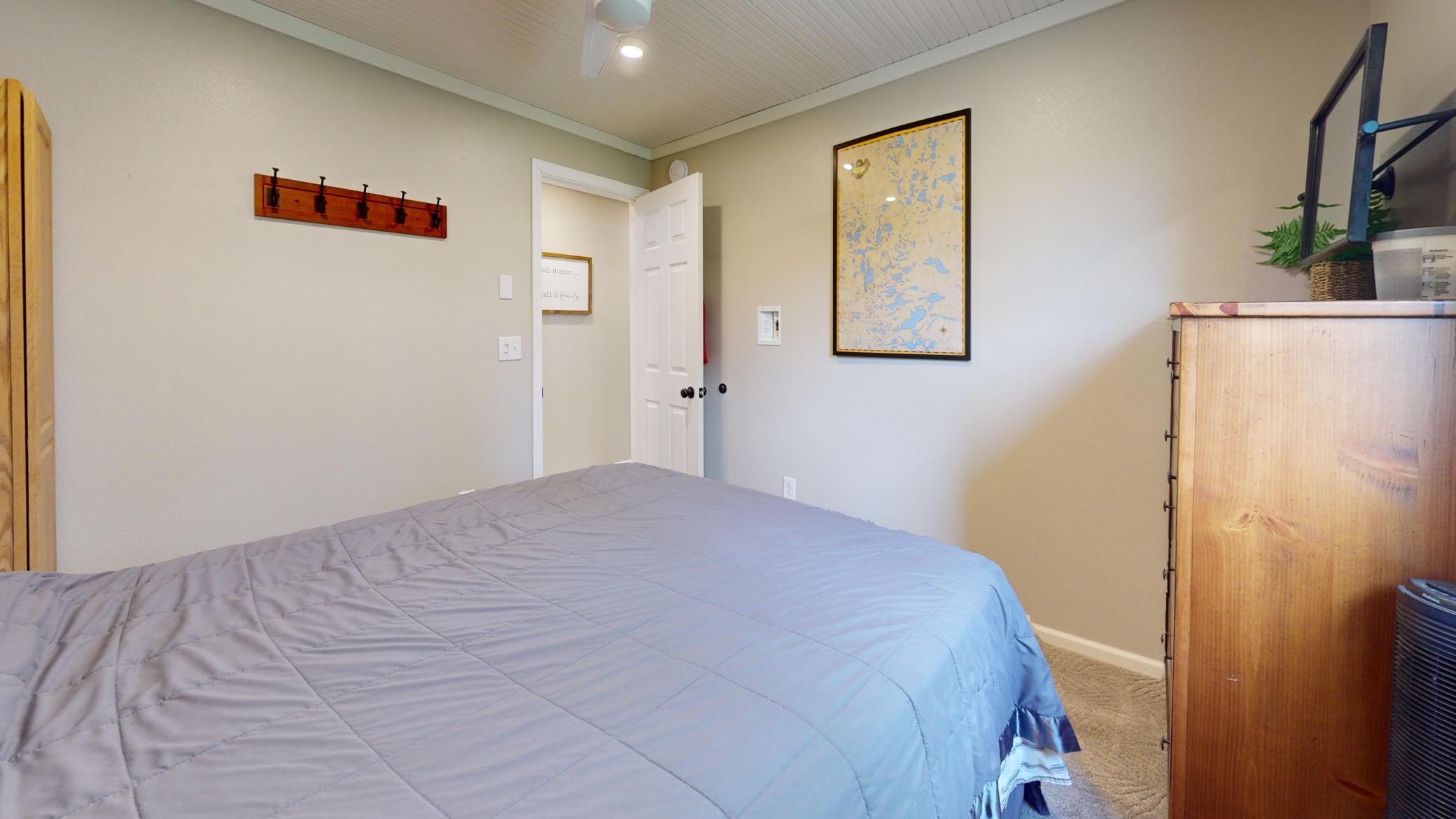 1963 townhouse for sale at 27096 Little Floyd Lake Road in Detroit Lakes, MN — 2 bed, 1 bath (photo 25 of 27)