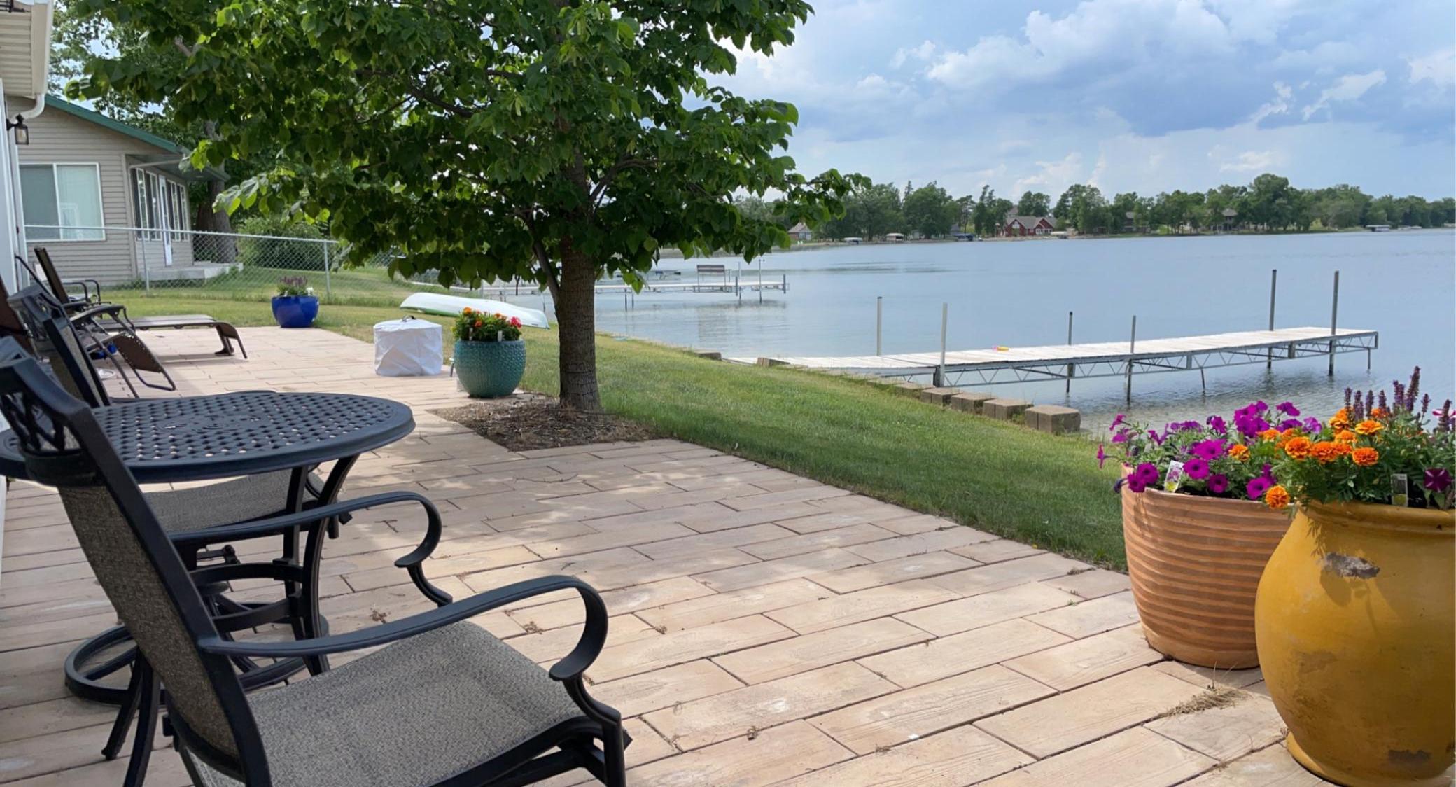 1963 townhouse for sale at 27096 Little Floyd Lake Road in Detroit Lakes, MN — 2 bed, 1 bath (photo 8 of 27)