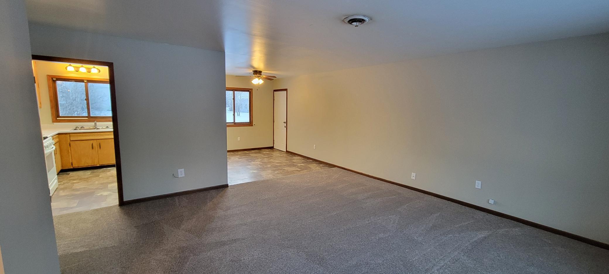 1965 single family home for sale at 412 E Hamilton Avenue in Baudette, MN — 3 bed, 1 bath (photo 4 of 11)