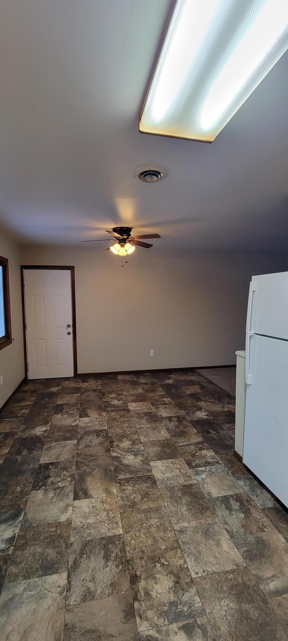 1965 single family home for sale at 412 E Hamilton Avenue in Baudette, MN — 3 bed, 1 bath (photo 6 of 11)