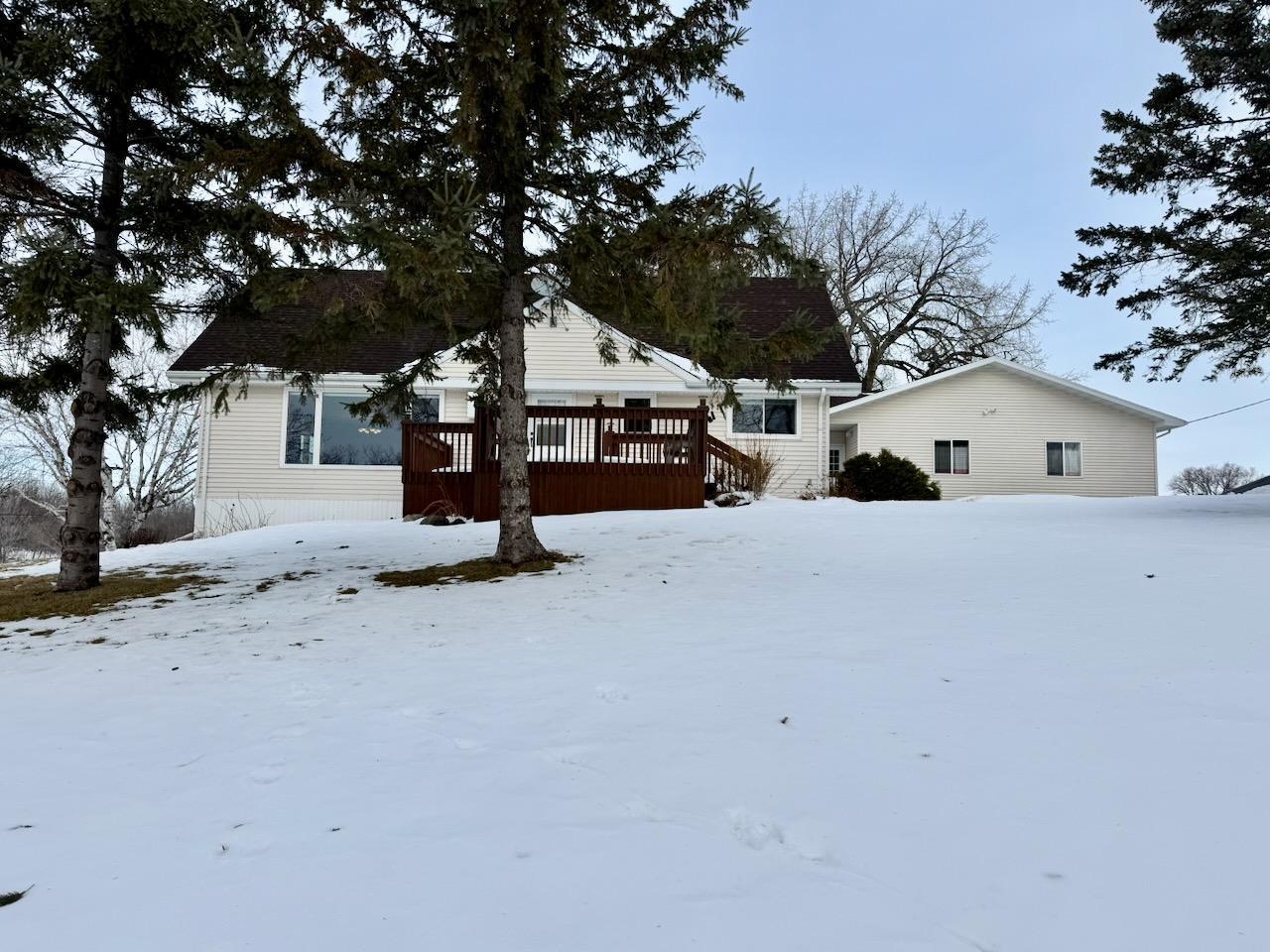 1963 single family home for sale at 1110 Water Plant Road in Fergus Falls, MN — 4 bed, 2 bath (photo 2 of 64)