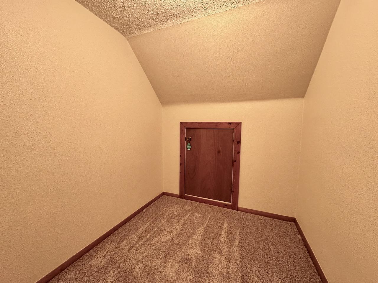 1963 single family home for sale at 1110 Water Plant Road in Fergus Falls, MN — 4 bed, 2 bath (photo 23 of 64)