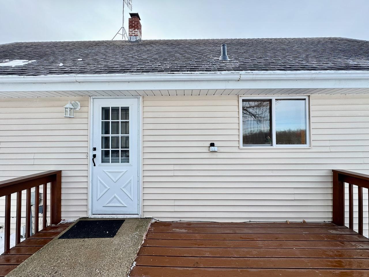 1963 single family home for sale at 1110 Water Plant Road in Fergus Falls, MN — 4 bed, 2 bath (photo 38 of 64)