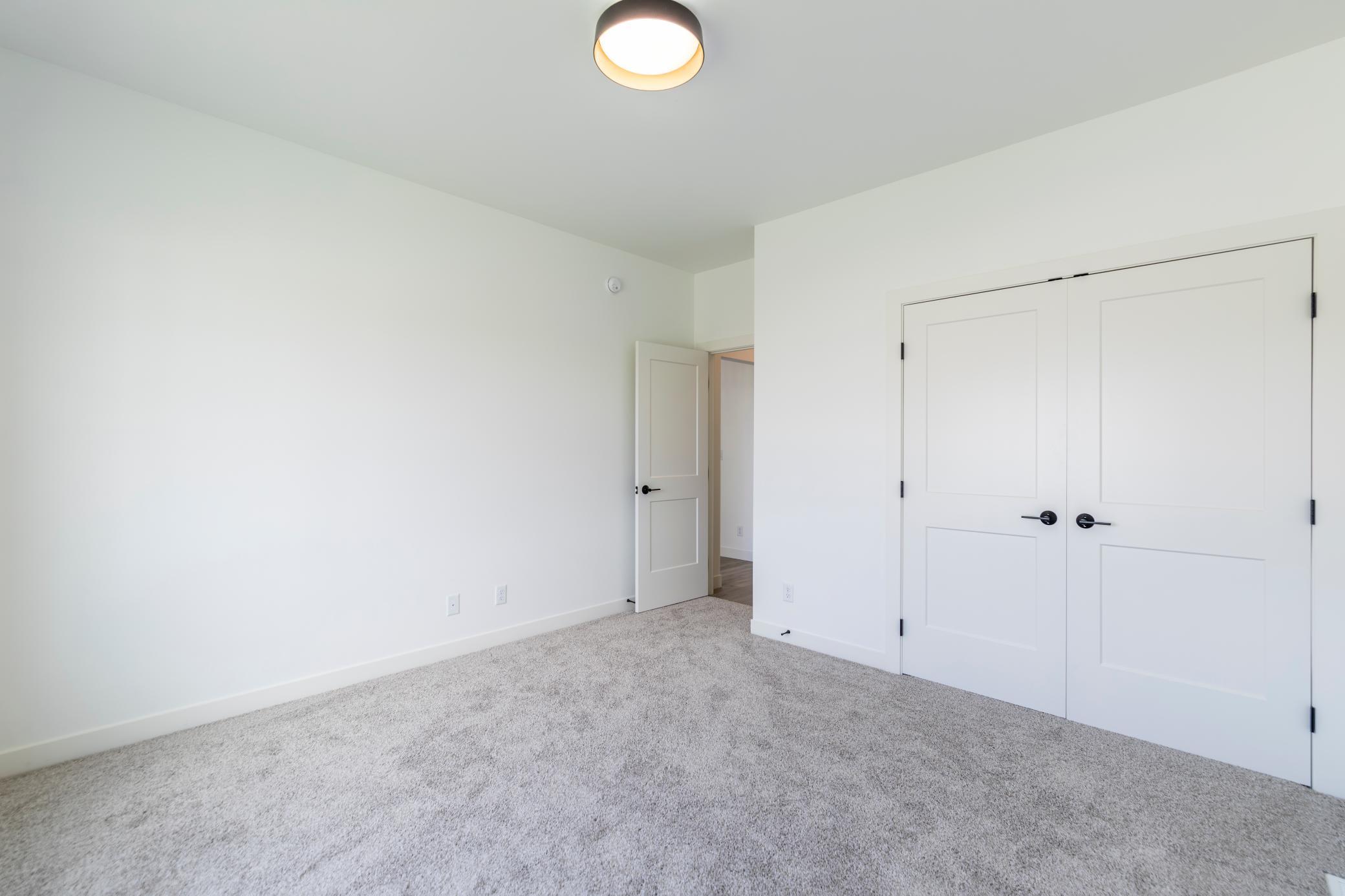 2024 single family home for sale at 8319 59 Street S in Horace, ND — 5 bed, 3 bath (photo 34 of 54)