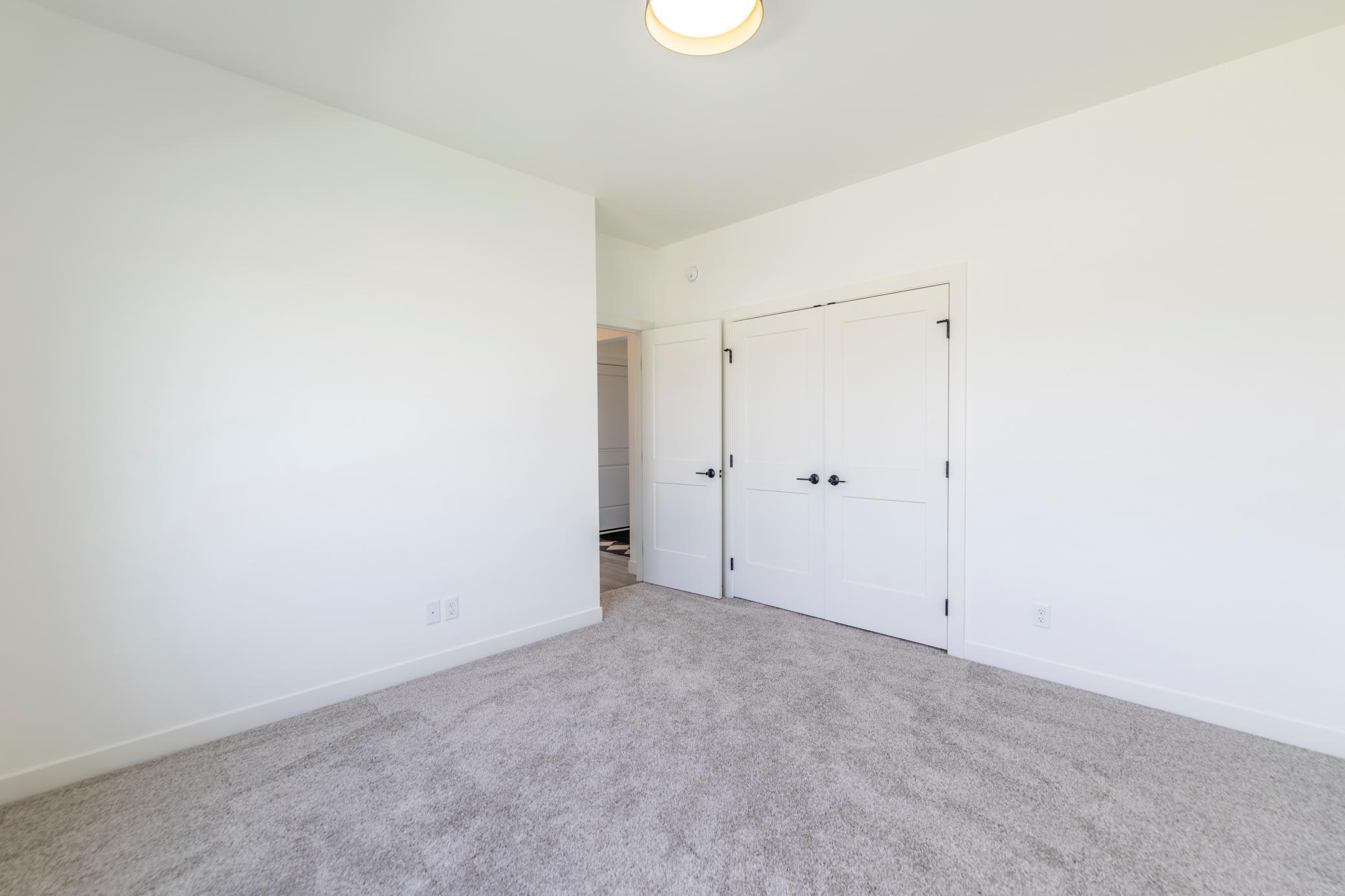 2024 single family home for sale at 8319 59 Street S in Horace, ND — 5 bed, 3 bath (photo 36 of 54)