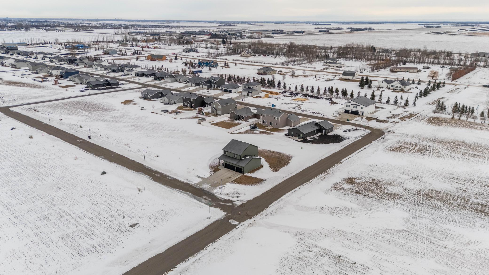 2024 single family home for sale at 10366 73rd Street S in Horace, ND — 4 bed, 4 bath (photo 42 of 50)
