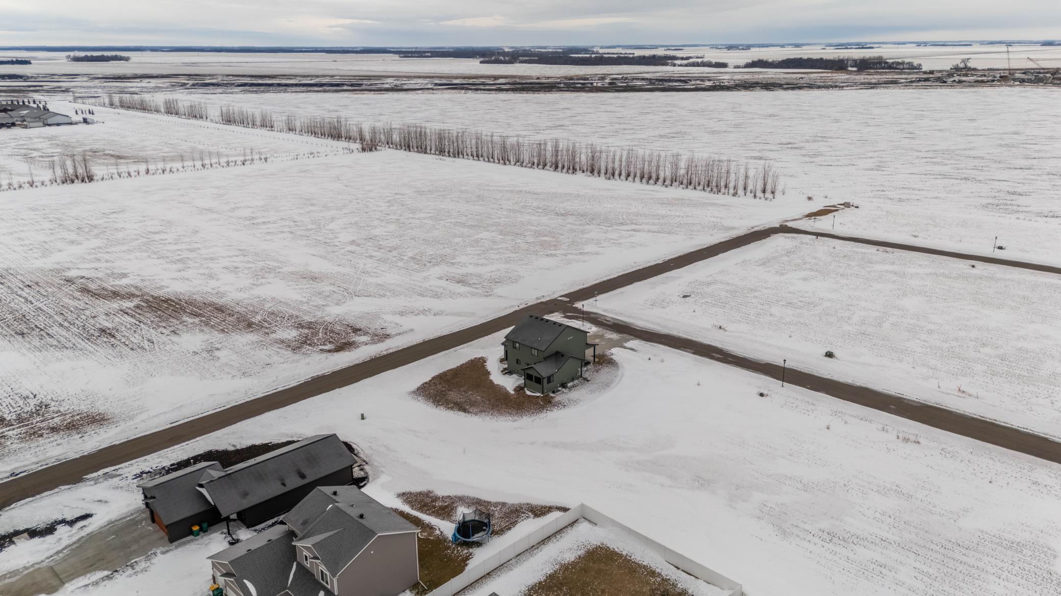 2024 single family home for sale at 10366 73rd Street S in Horace, ND — 4 bed, 4 bath (photo 44 of 50)