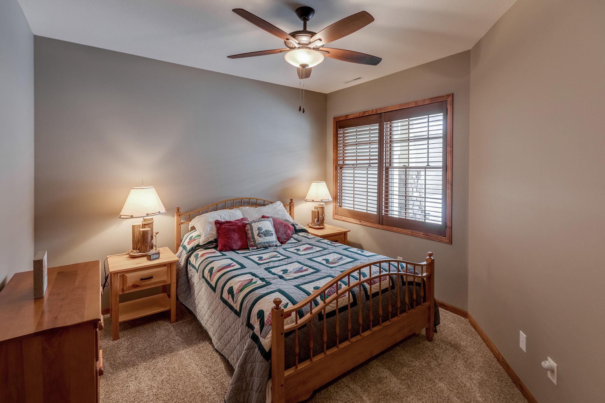 2020 townhouse for sale at 7448 Fairway Lane in Breezy Point, MN — 3 bed, 2 bath (photo 23 of 46)
