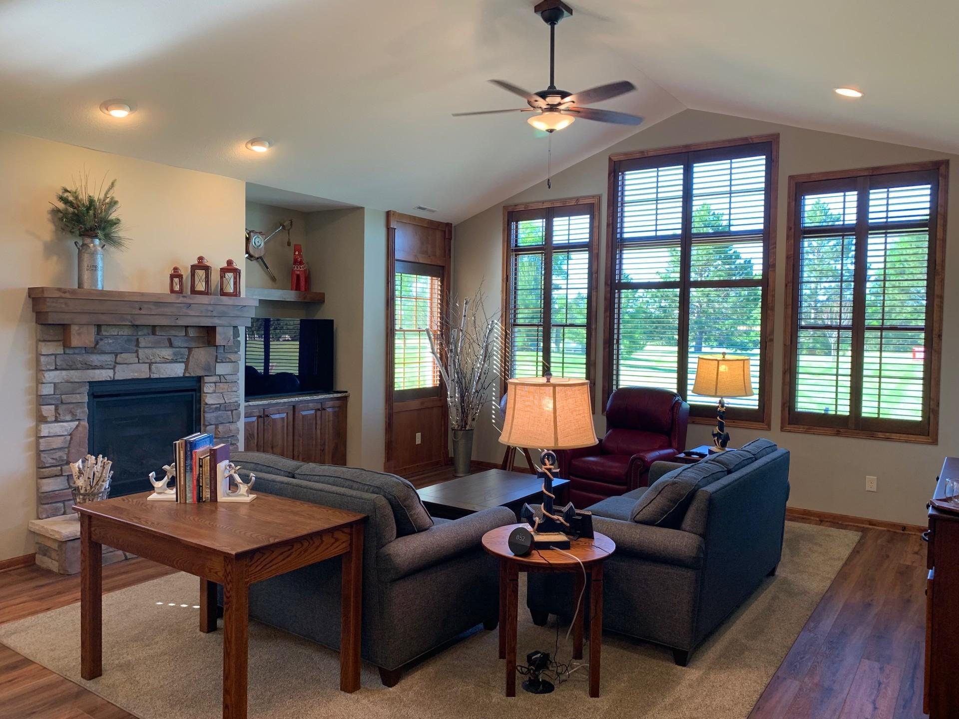 2020 townhouse for sale at 7448 Fairway Lane in Breezy Point, MN — 3 bed, 2 bath (photo 9 of 46)