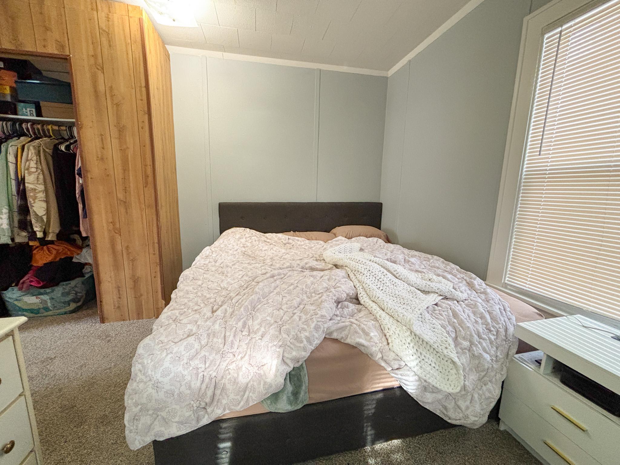 1919 duplex for sale at 424 W Birch Avenue in Fergus Falls, MN — 6 bed, 2 bath (photo 14 of 55)