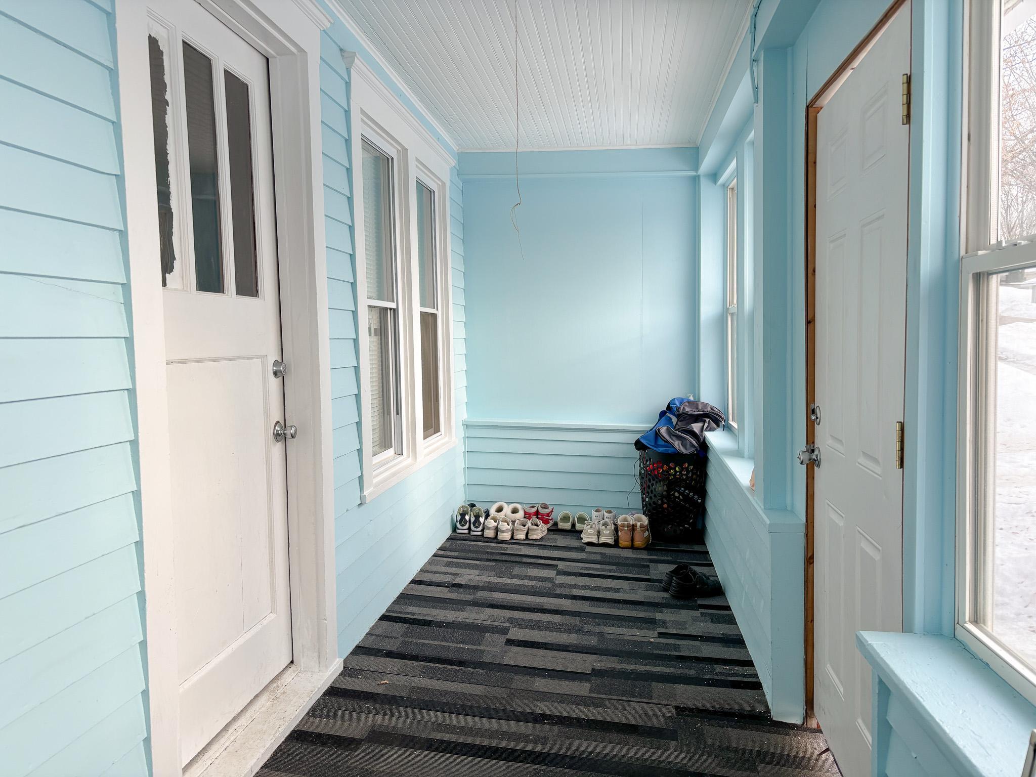 1919 duplex for sale at 424 W Birch Avenue in Fergus Falls, MN — 6 bed, 2 bath (photo 20 of 55)