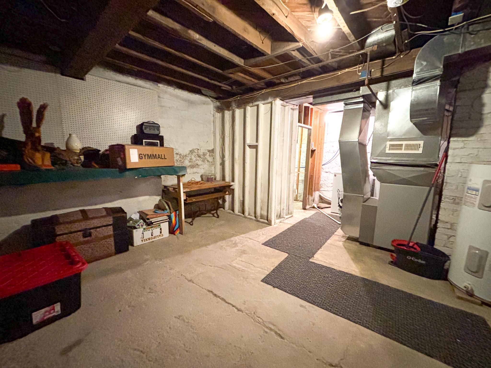 1919 duplex for sale at 424 W Birch Avenue in Fergus Falls, MN — 6 bed, 2 bath (photo 22 of 55)