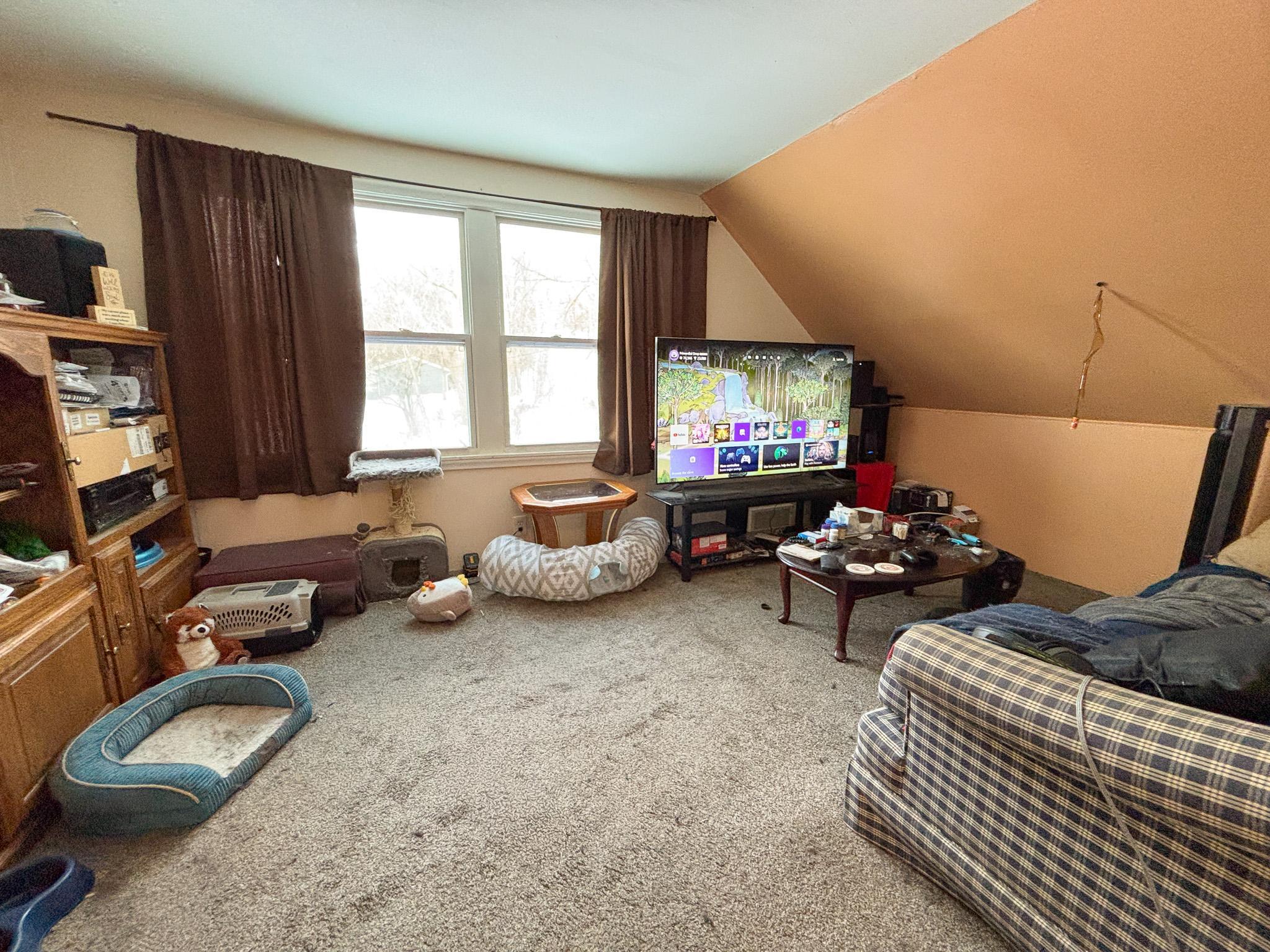 1919 duplex for sale at 424 W Birch Avenue in Fergus Falls, MN — 6 bed, 2 bath (photo 30 of 55)