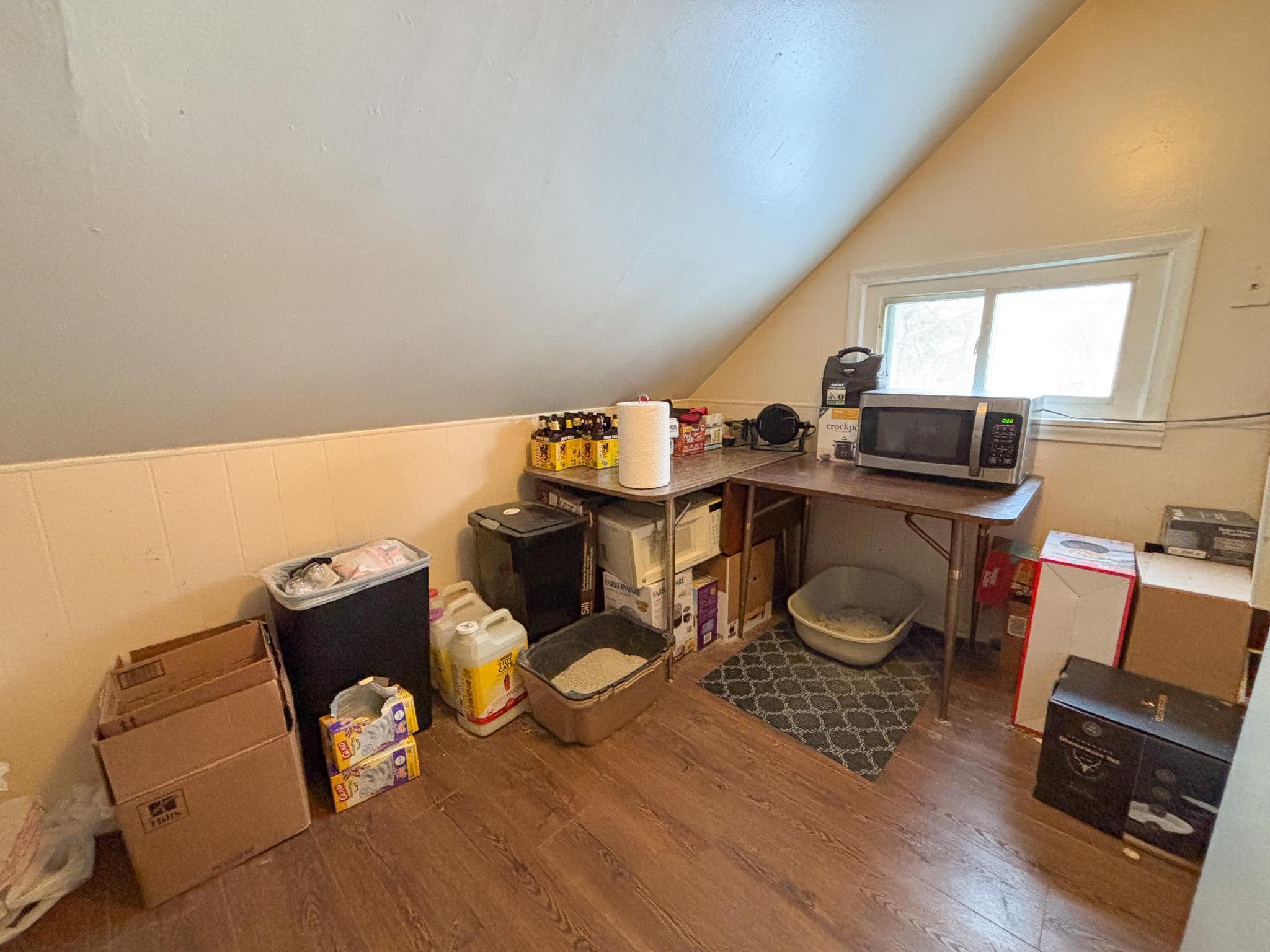 1919 duplex for sale at 424 W Birch Avenue in Fergus Falls, MN — 6 bed, 2 bath (photo 34 of 55)