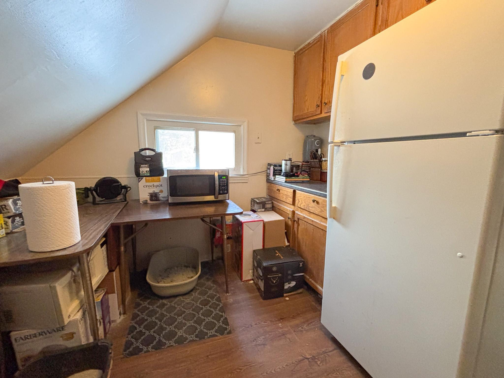1919 duplex for sale at 424 W Birch Avenue in Fergus Falls, MN — 6 bed, 2 bath (photo 35 of 55)
