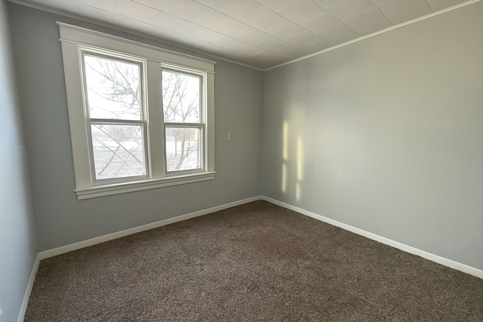 1919 duplex for sale at 424 W Birch Avenue in Fergus Falls, MN — 6 bed, 2 bath (photo 38 of 55)