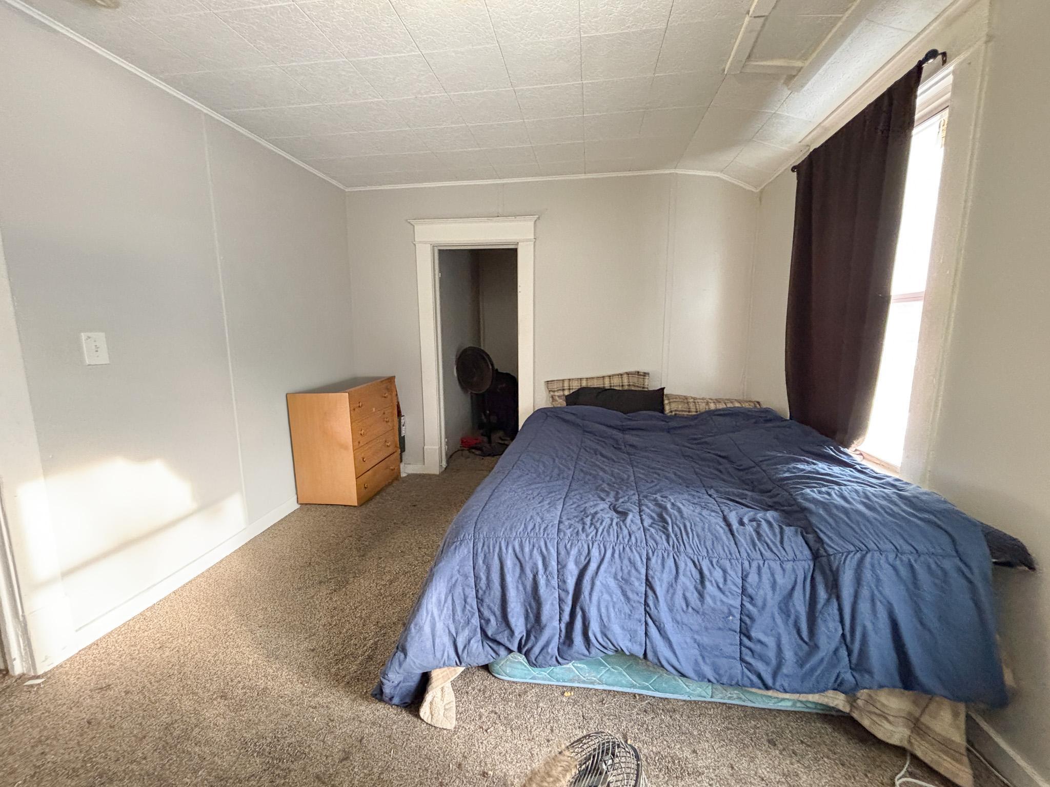 1919 duplex for sale at 424 W Birch Avenue in Fergus Falls, MN — 6 bed, 2 bath (photo 41 of 55)