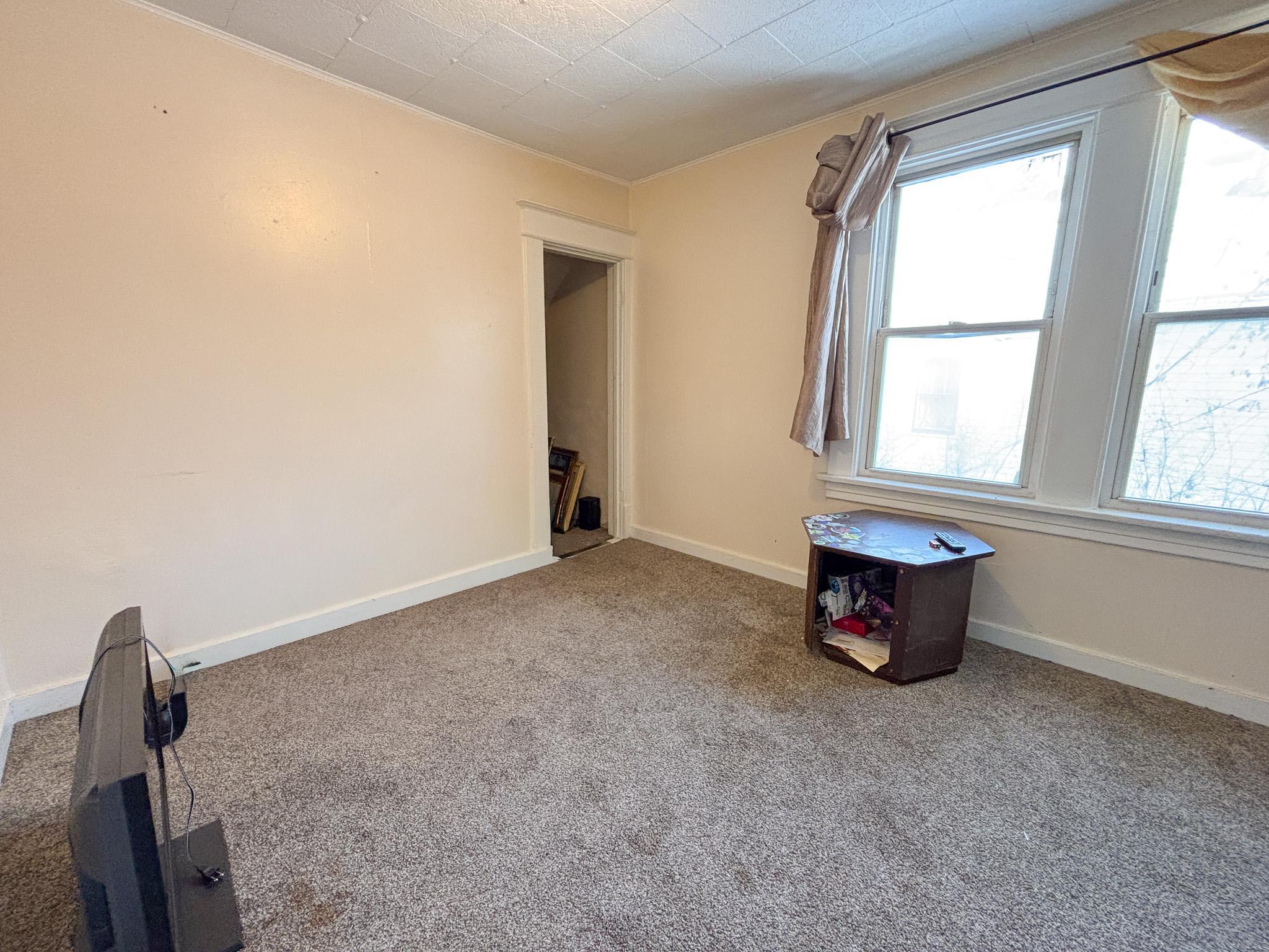 1919 duplex for sale at 424 W Birch Avenue in Fergus Falls, MN — 6 bed, 2 bath (photo 44 of 55)