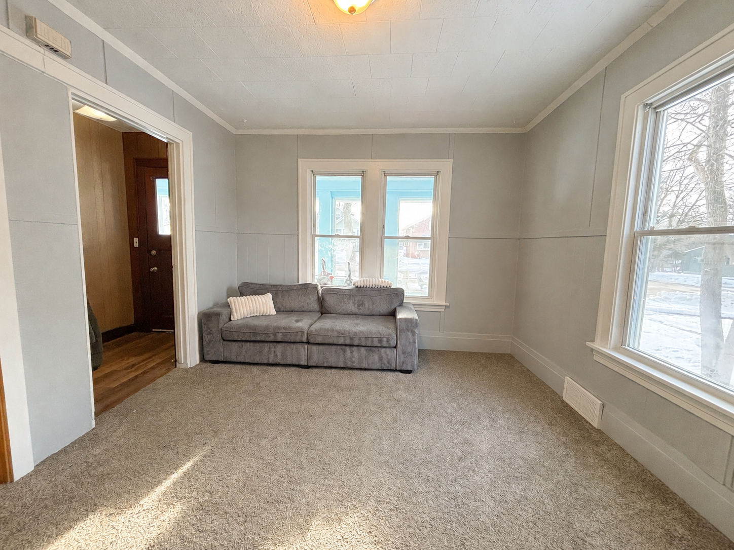 1919 duplex for sale at 424 W Birch Avenue in Fergus Falls, MN — 6 bed, 2 bath (photo 4 of 56)