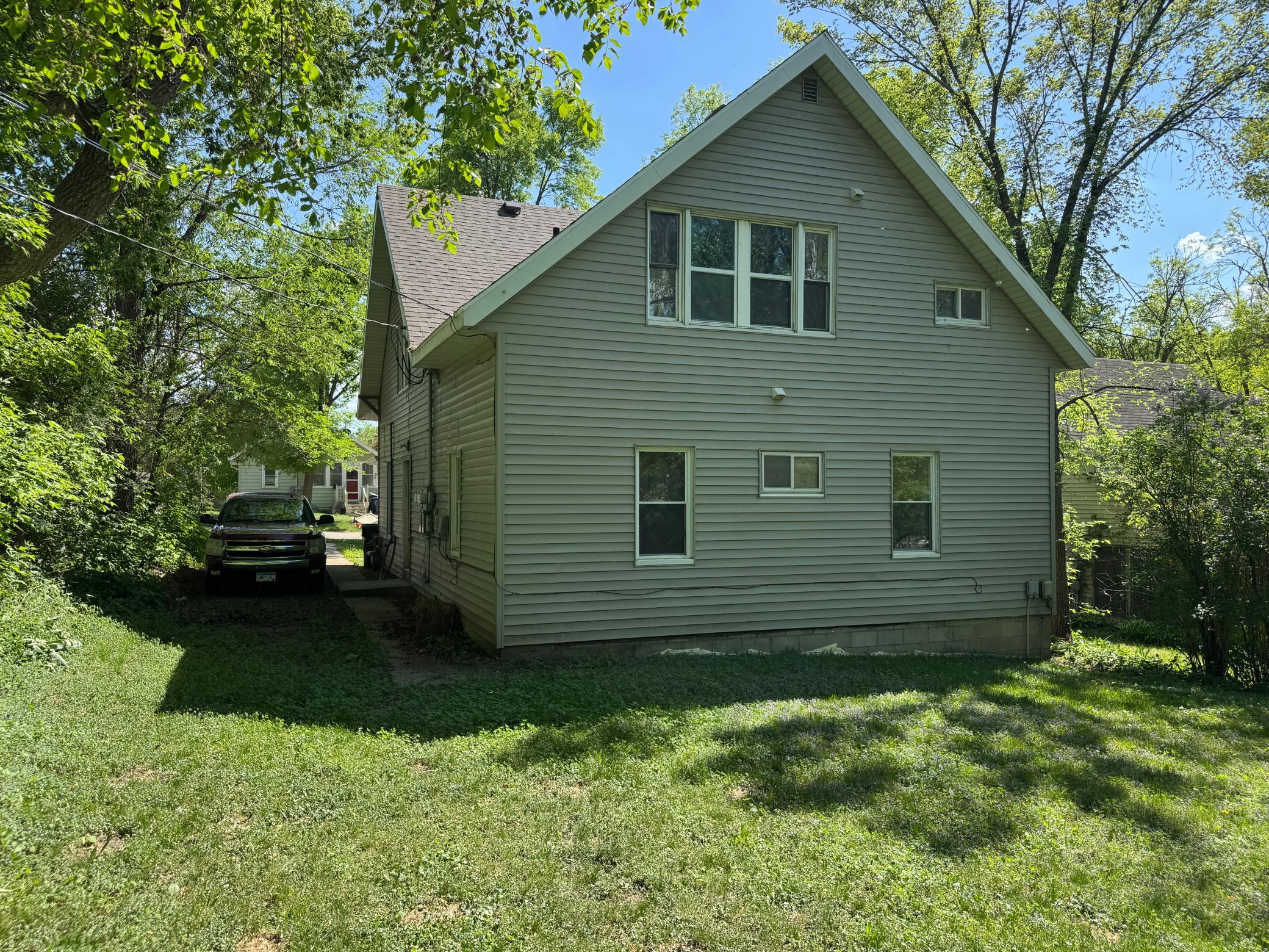1919 duplex for sale at 424 W Birch Avenue in Fergus Falls, MN — 6 bed, 2 bath (photo 53 of 56)