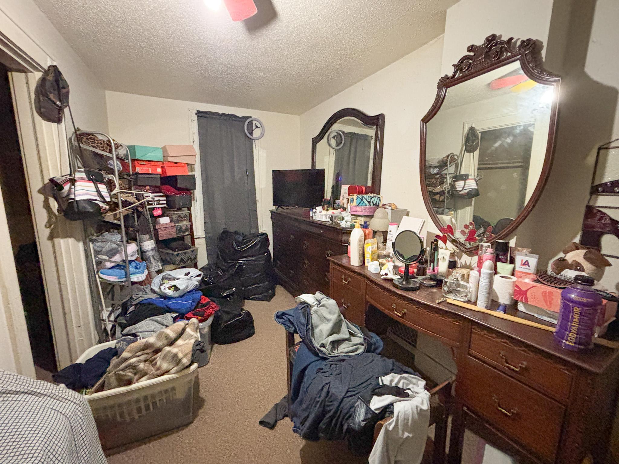 1928 duplex for sale at 822 W Maple Avenue in Fergus Falls, MN — 5 bed, 2 bath (photo 17 of 43)