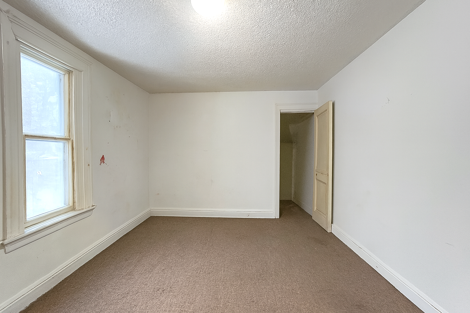 1928 duplex for sale at 822 W Maple Avenue in Fergus Falls, MN — 5 bed, 2 bath (photo 19 of 43)