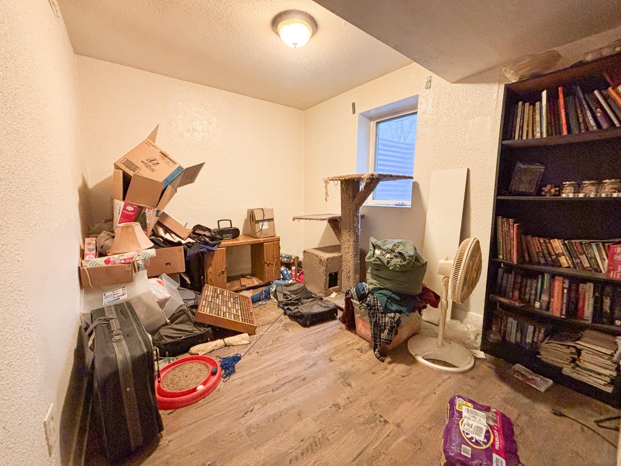 1928 duplex for sale at 822 W Maple Avenue in Fergus Falls, MN — 5 bed, 2 bath (photo 36 of 43)