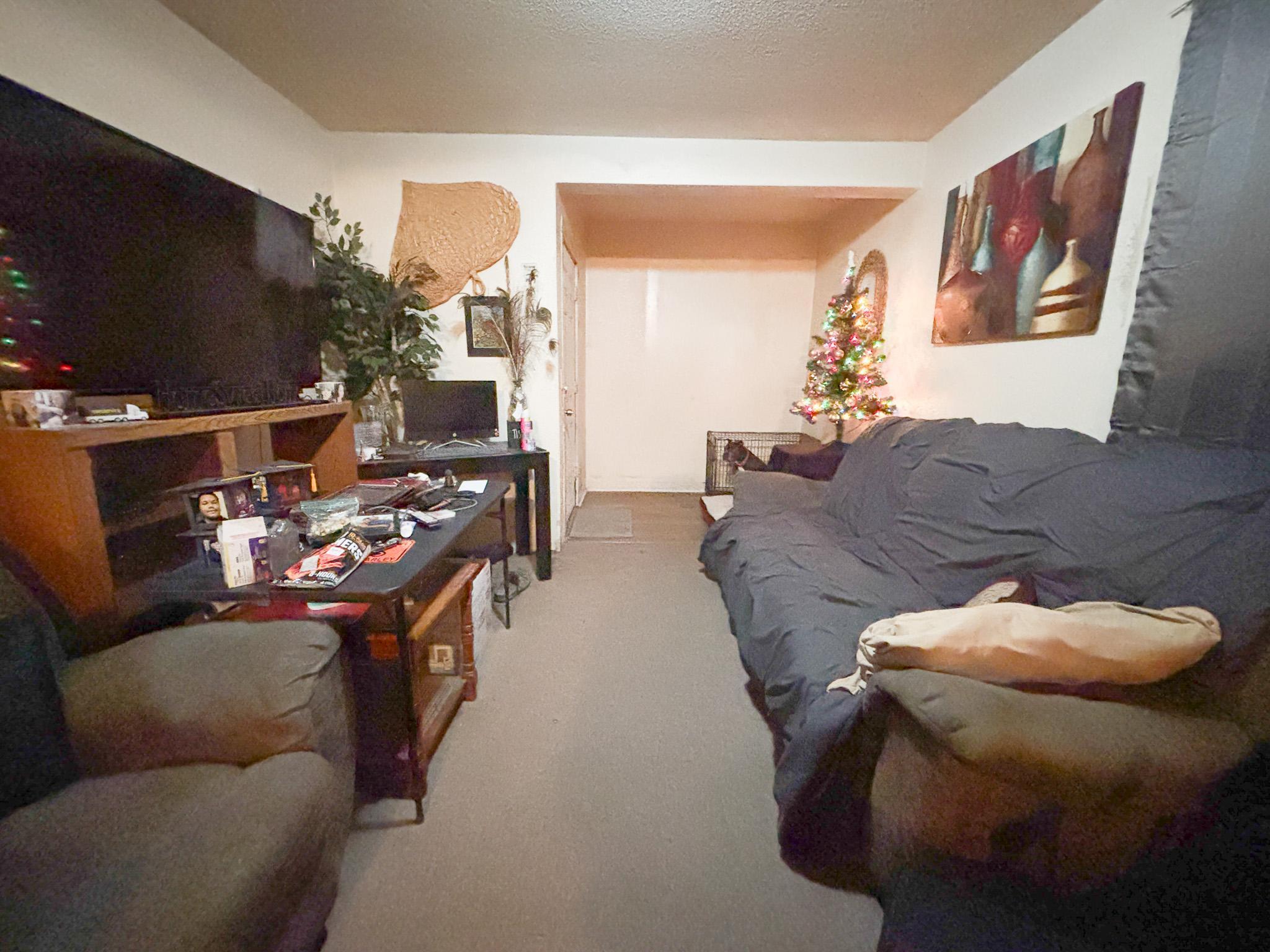 1928 duplex for sale at 822 W Maple Avenue in Fergus Falls, MN — 5 bed, 2 bath (photo 5 of 43)