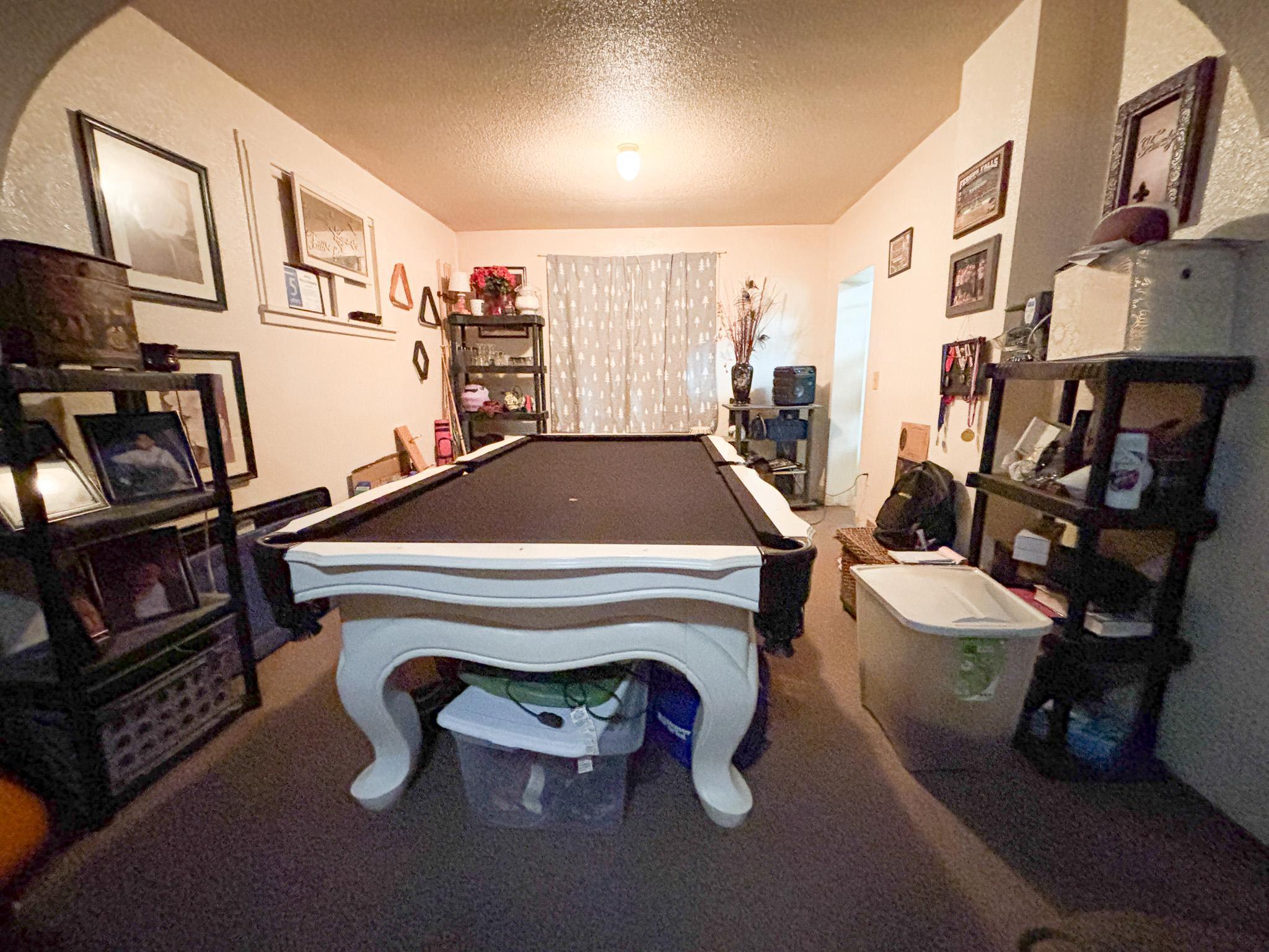 1928 duplex for sale at 822 W Maple Avenue in Fergus Falls, MN — 5 bed, 2 bath (photo 8 of 43)