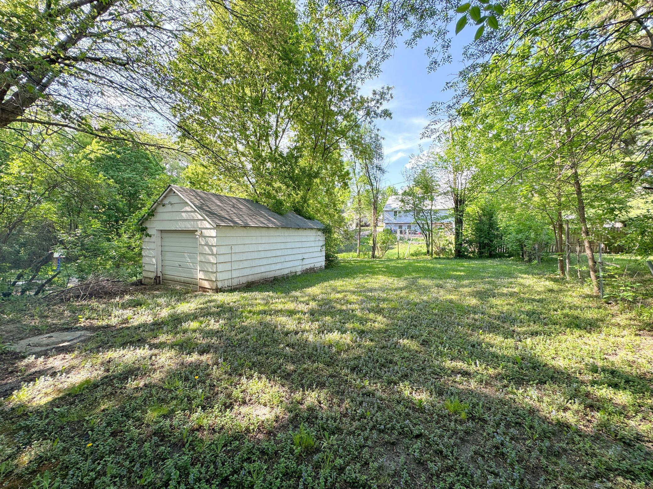 1928 duplex for sale at 822 W Maple Avenue in Fergus Falls, MN — 5 bed, 2 bath (photo 43 of 45)