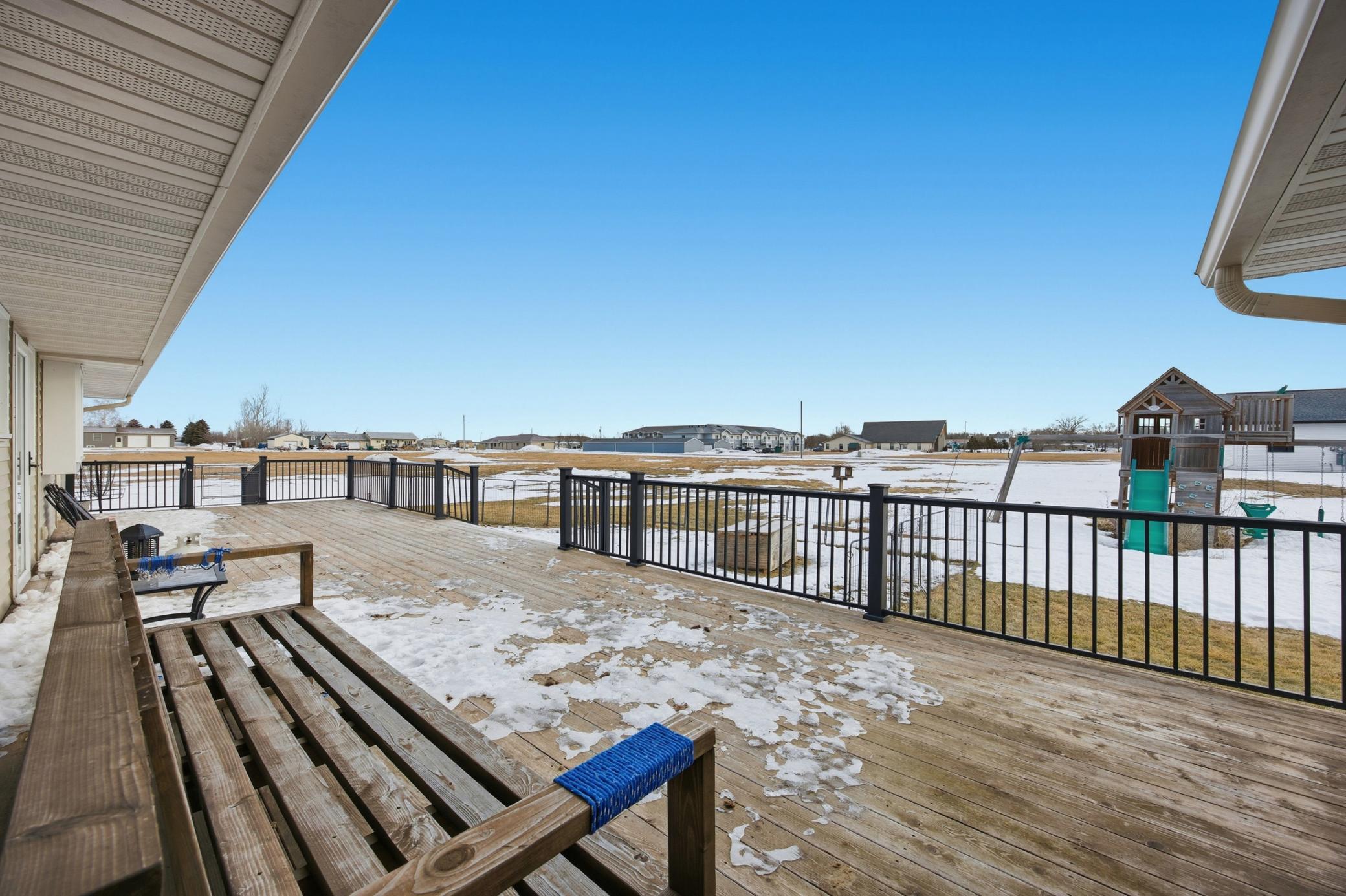 213 5th Street NW, Gwinner ND 58040 - Photo 22 of 25