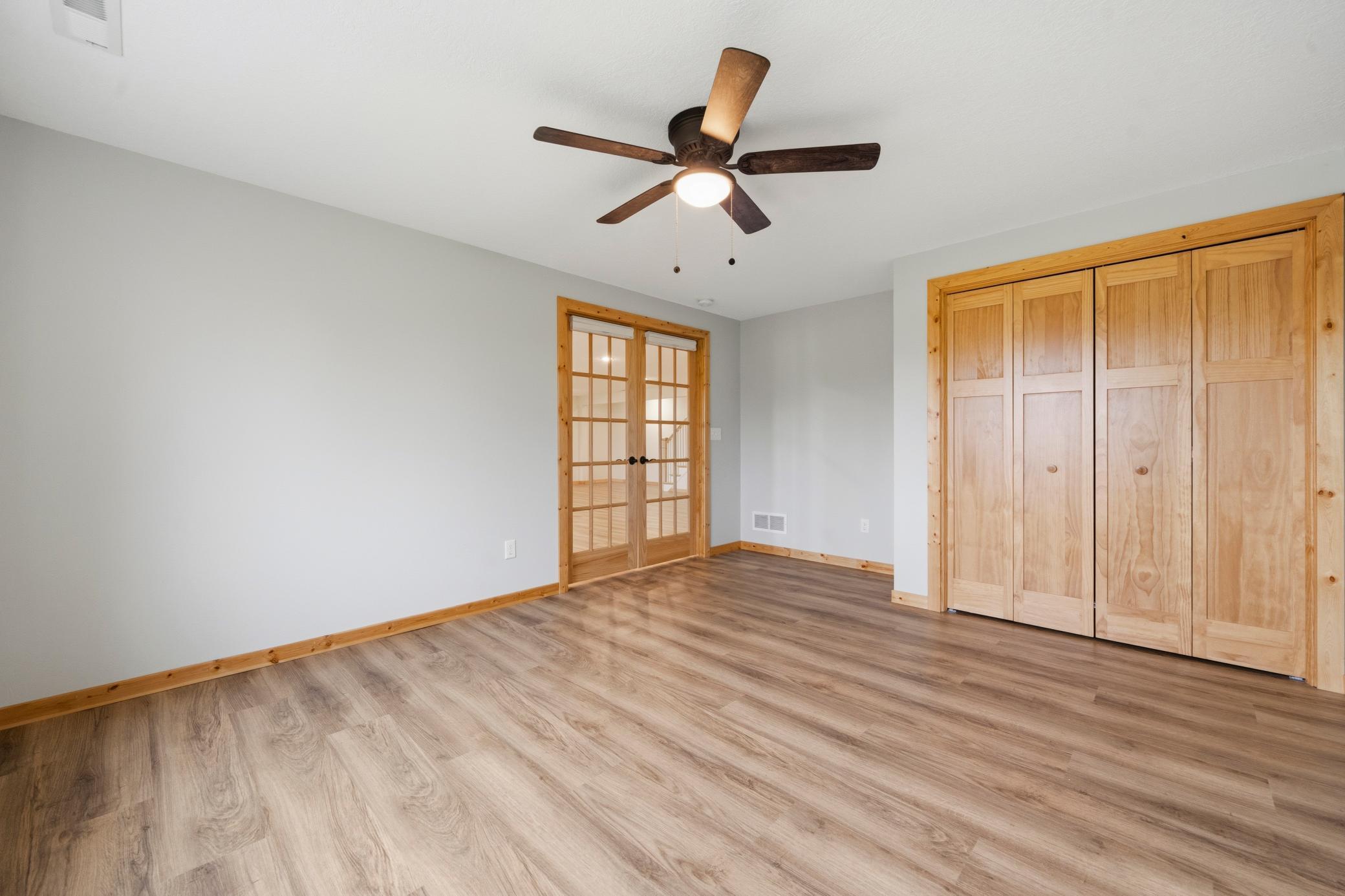 2004 single family home for sale at 302 Ashley Court in Alexandria, MN — 4 bed, 3 bath (photo 31 of 38)