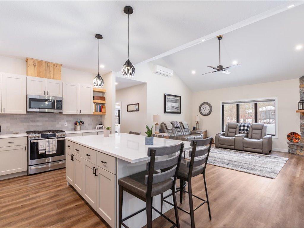 2023 single family home for sale at 2855 SW 8th Street in Grand Rapids, MN — 3 bed, 4 bath (photo 11 of 59)