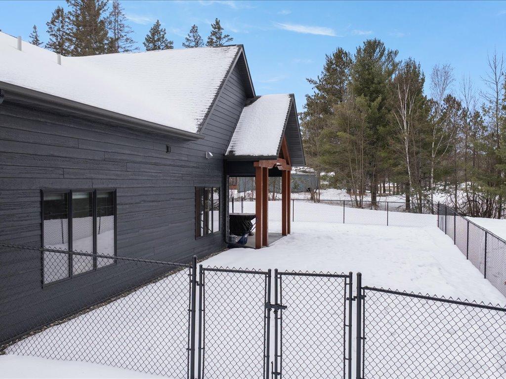 2023 single family home for sale at 2855 SW 8th Street in Grand Rapids, MN — 3 bed, 4 bath (photo 49 of 59)