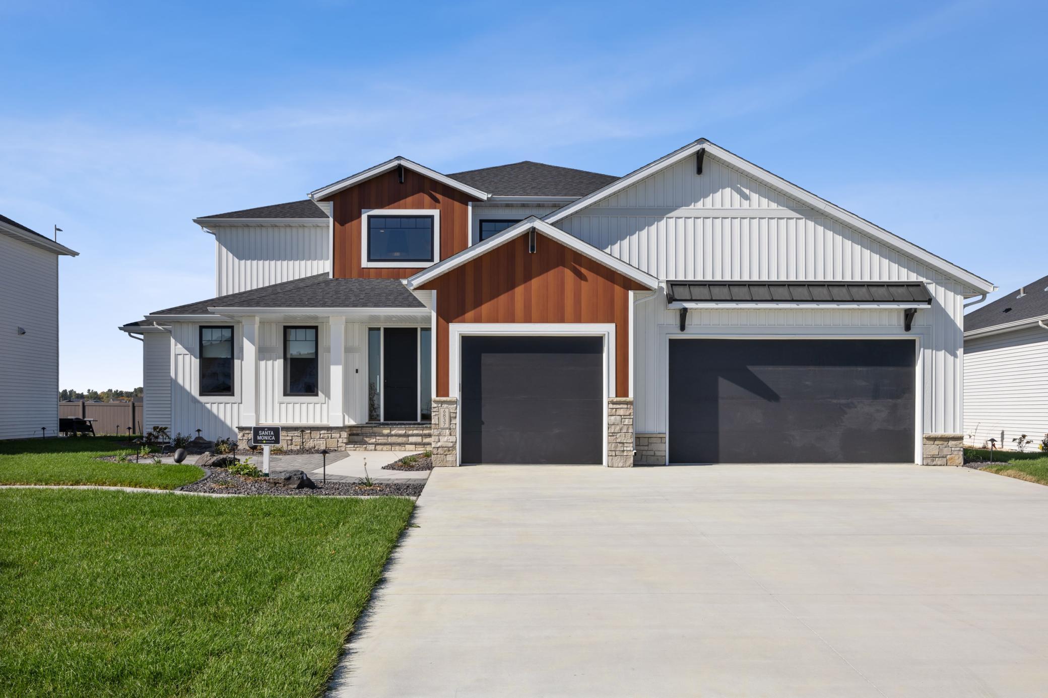 Open house at 6837 Sunrise Point, Horace