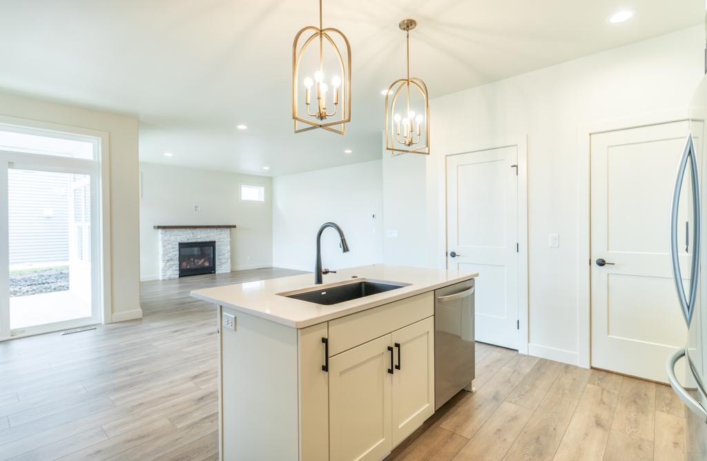 5108 Mira Way W, West Fargo ND 58078 - Photo 14 of 47