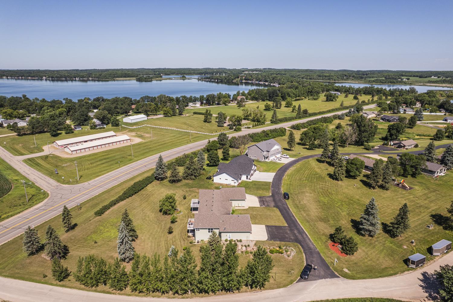 2008 twin home for sale at 20623 County Highway 21 in Detroit Lakes, MN — 4 bed, 3 bath (photo 11 of 45)