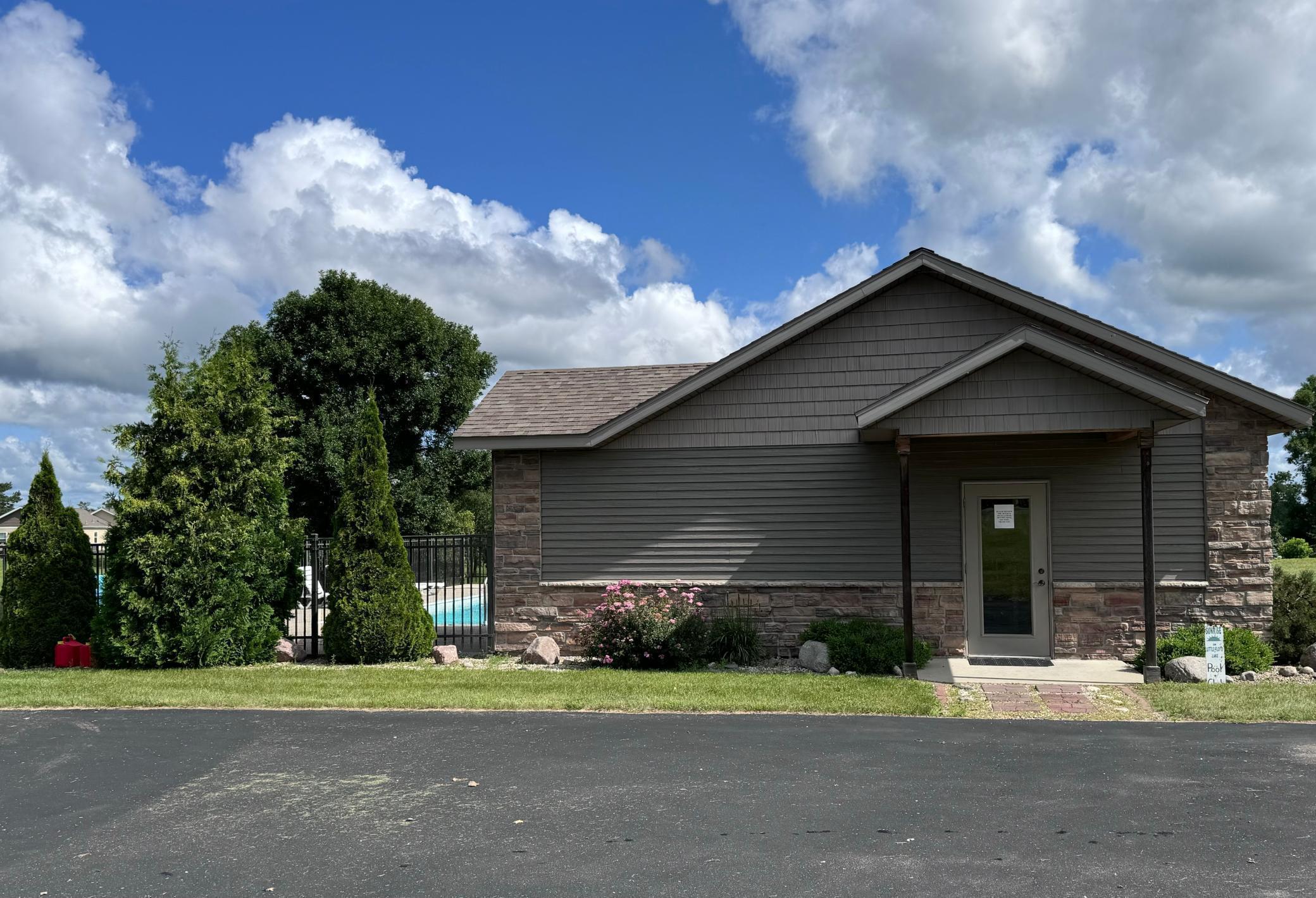 2008 twin home for sale at 20623 County Highway 21 in Detroit Lakes, MN — 4 bed, 3 bath (photo 18 of 45)