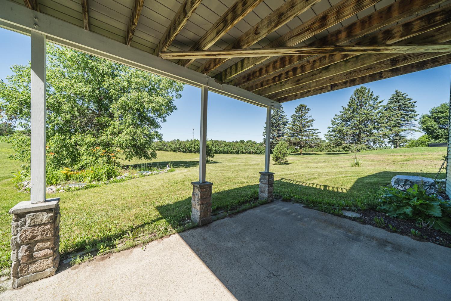 2008 twin home for sale at 20623 County Highway 21 in Detroit Lakes, MN — 4 bed, 3 bath (photo 40 of 45)