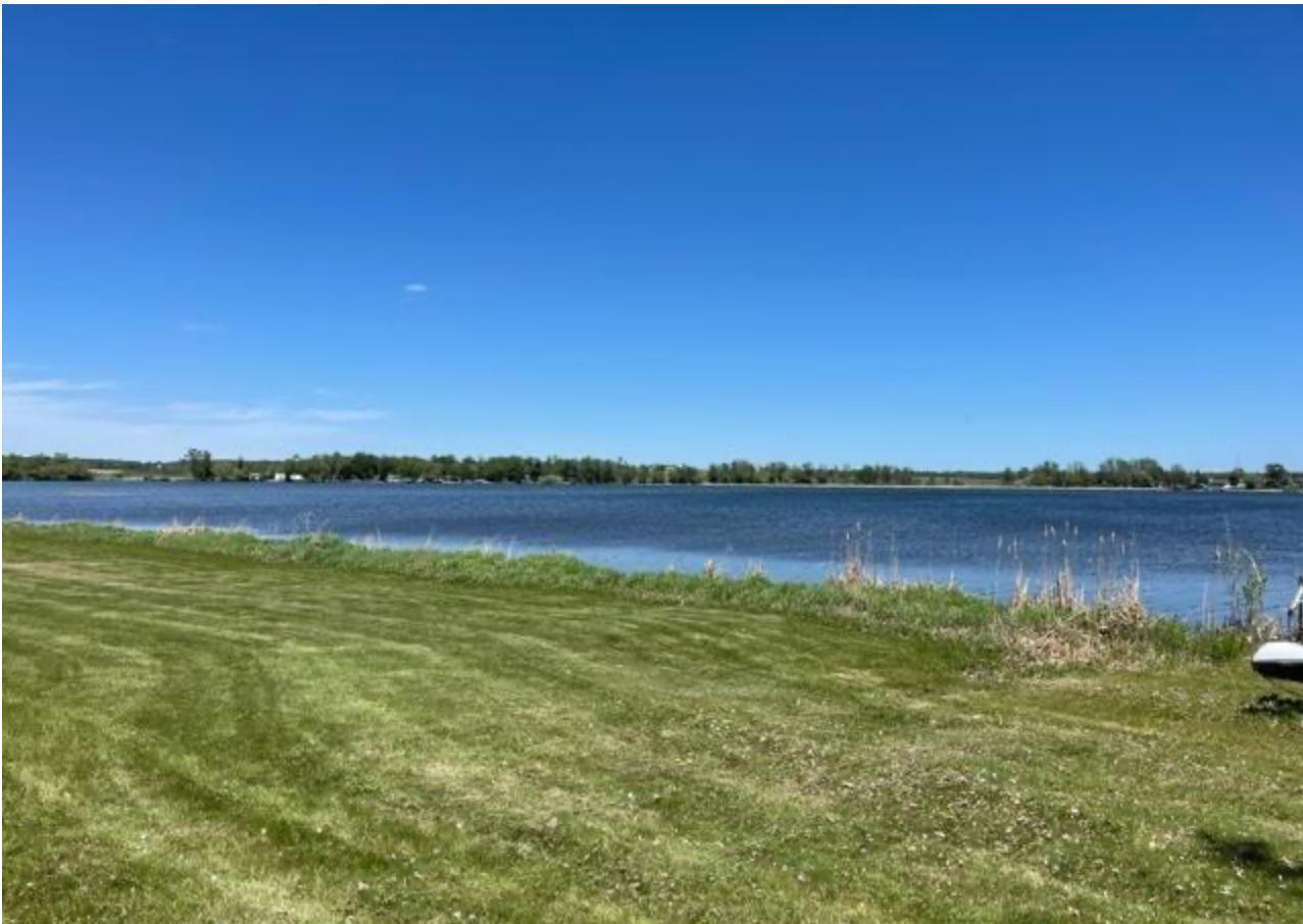 2008 twin home for sale at 20623 County Highway 21 in Detroit Lakes, MN — 4 bed, 3 bath (photo 9 of 45)