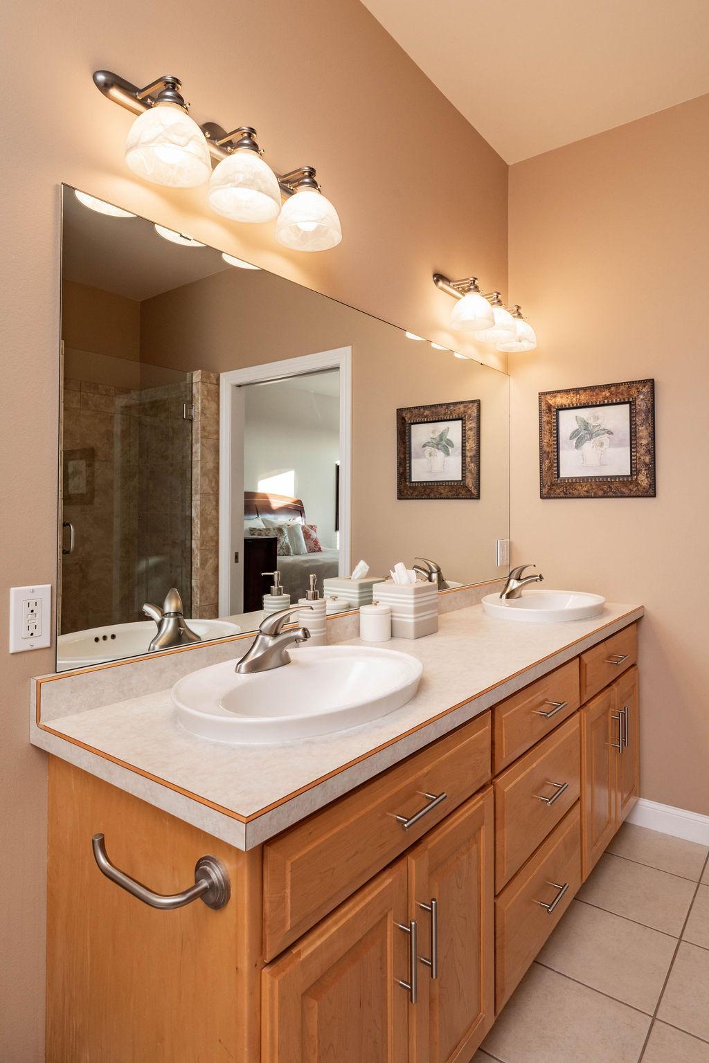 715 Northridge Way, West Fargo ND 58078 - Photo 13 of 30