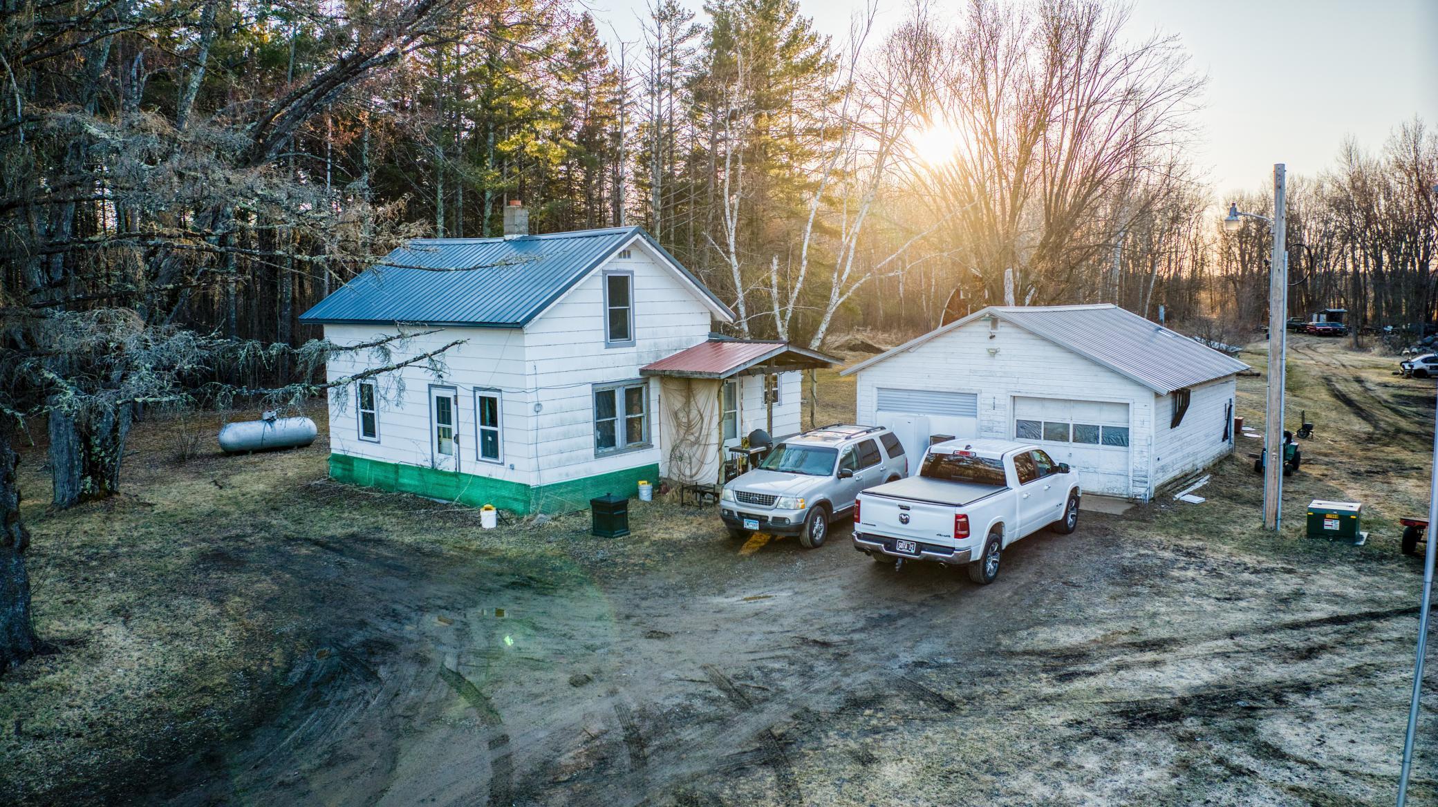 1950 single family home for sale at 37325 US Highway 169 in Aitkin, MN — 2 bed, 1 bath (photo 19 of 52)