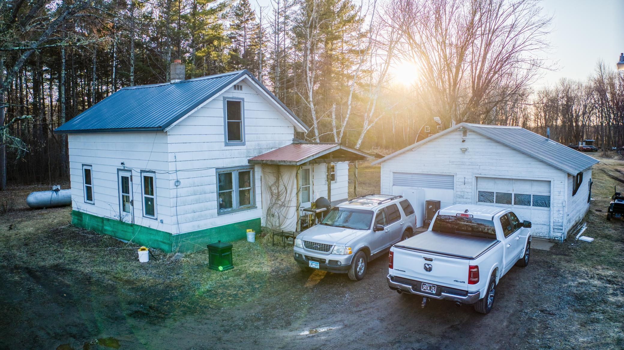 1950 single family home for sale at 37325 US Highway 169 in Aitkin, MN — 2 bed, 1 bath (photo 20 of 52)