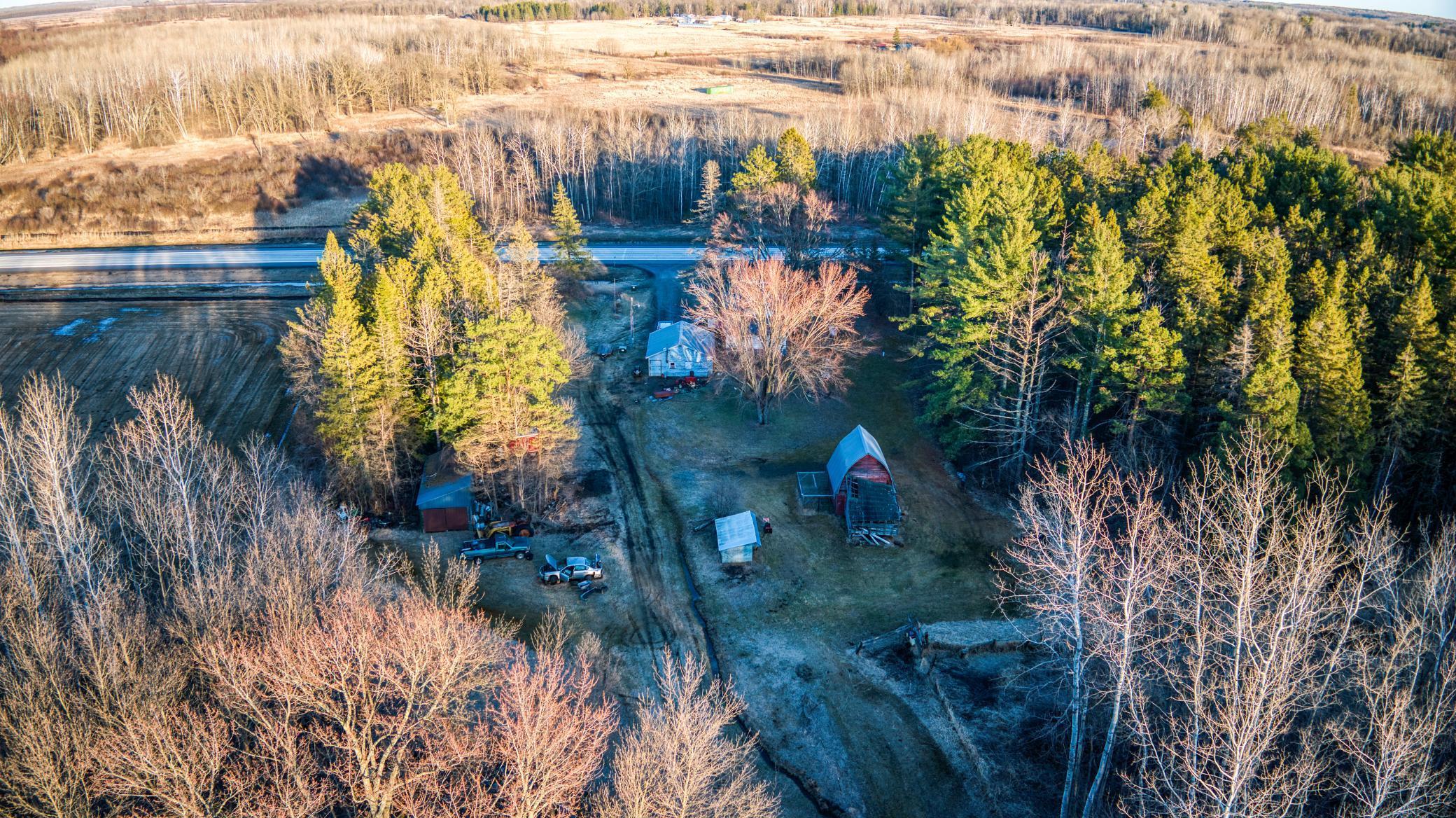 1950 single family home for sale at 37325 US Highway 169 in Aitkin, MN — 2 bed, 1 bath (photo 23 of 52)