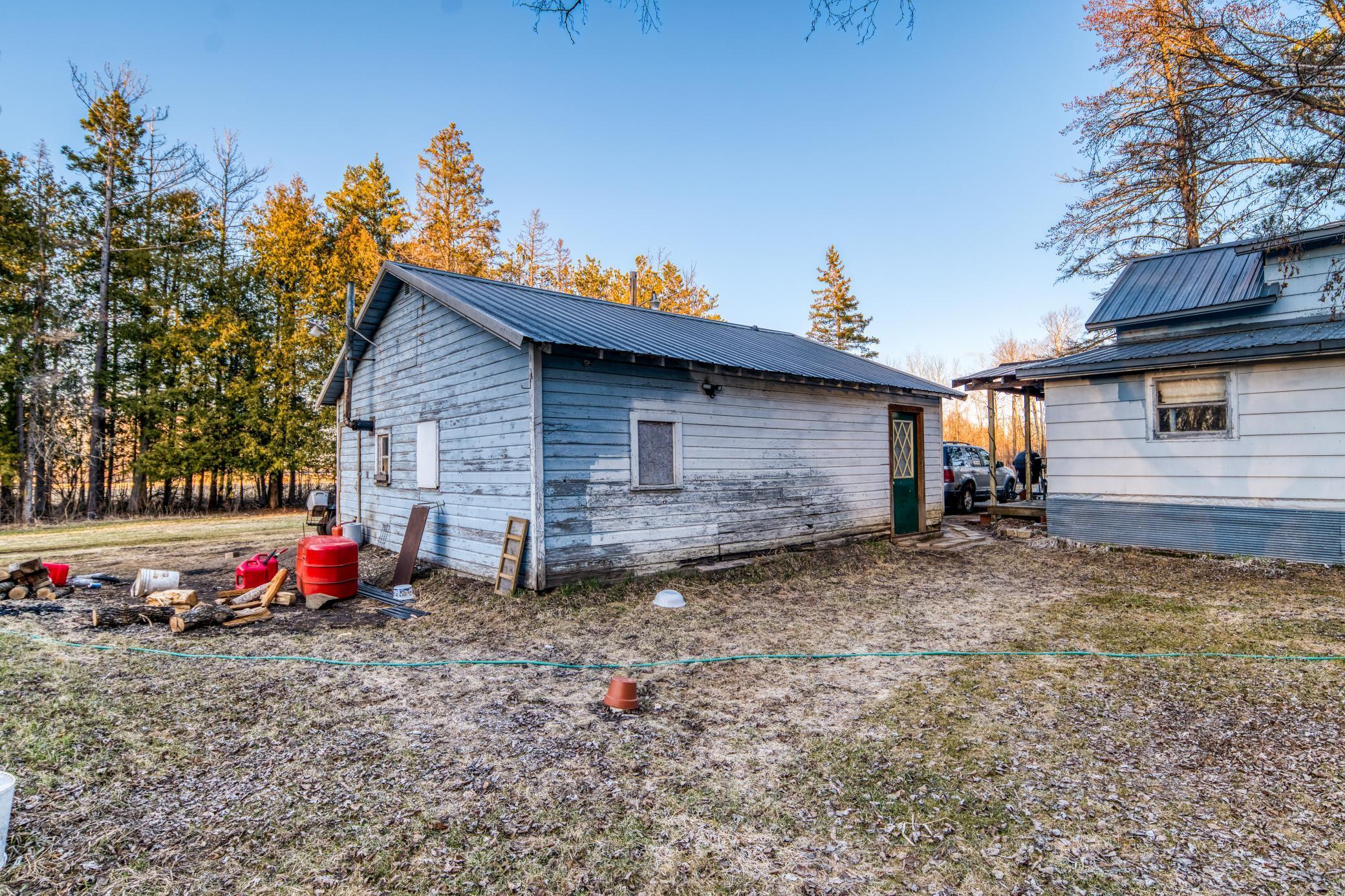 1950 single family home for sale at 37325 US Highway 169 in Aitkin, MN — 2 bed, 1 bath (photo 34 of 52)