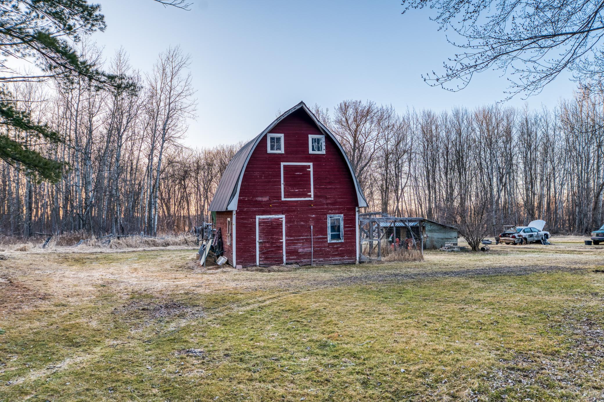 1950 single family home for sale at 37325 US Highway 169 in Aitkin, MN — 2 bed, 1 bath (photo 37 of 52)