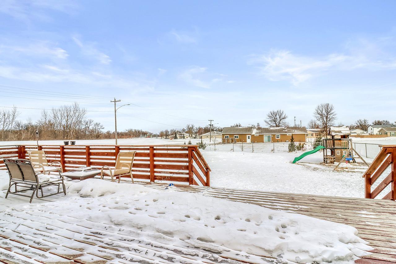 2013 single family home for sale at 302 Chicago Avenue in Breckenridge, MN — 4 bed, 3 bath (photo 36 of 40)