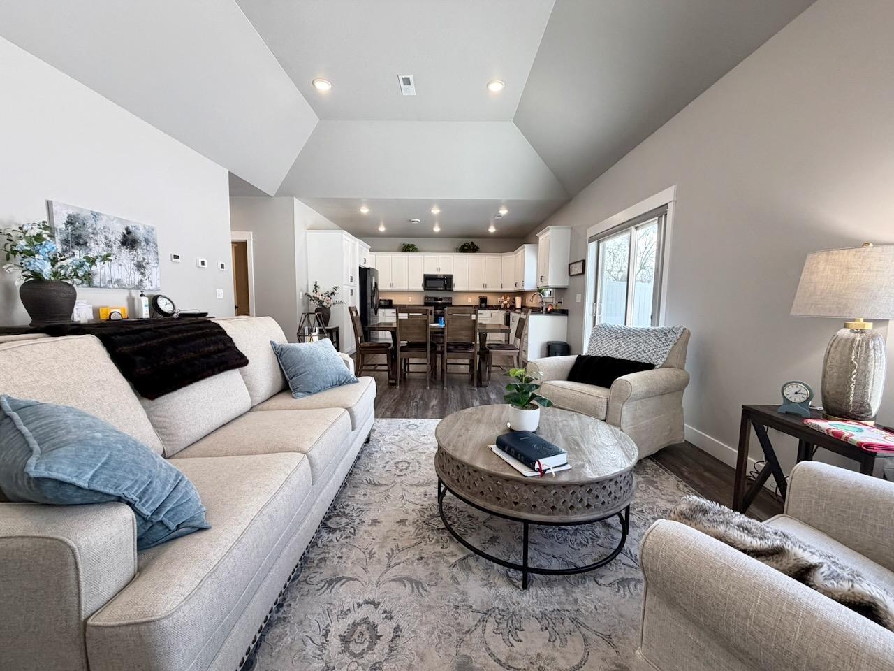 2023 townhouse for sale at 736 Oak Trail in Fergus Falls, MN — 2 bed, 2 bath (photo 11 of 30)