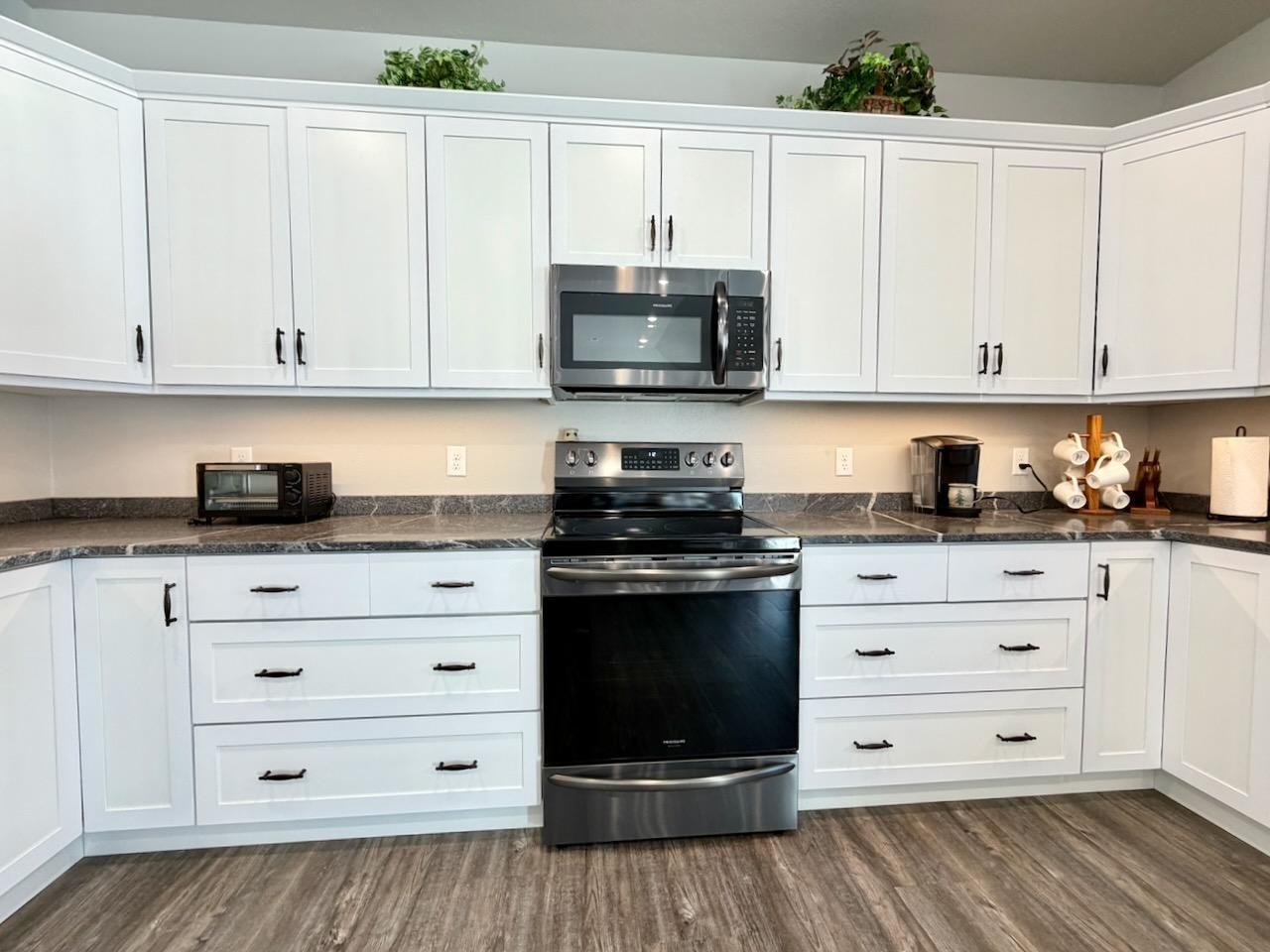 2023 townhouse for sale at 736 Oak Trail in Fergus Falls, MN — 2 bed, 2 bath (photo 15 of 30)