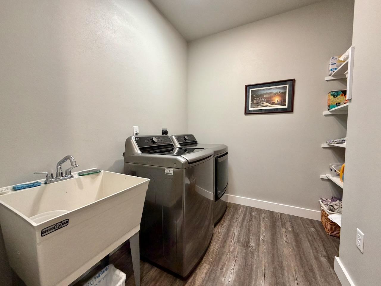 2023 townhouse for sale at 736 Oak Trail in Fergus Falls, MN — 2 bed, 2 bath (photo 23 of 30)